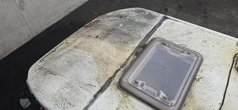 Nettoyage de véhicules pour camping-cars et fourgons aménagés jusqu'à 9 mètres / Nettoyage pour camping-cars / Ducato / Jumper / Boxer / Master / Transit