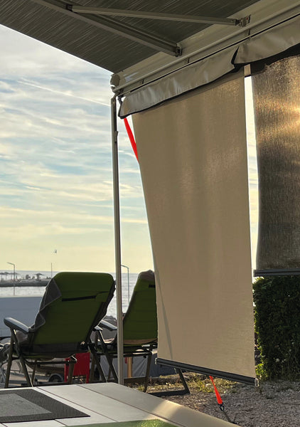 SunBreak grauweiß – Blend- & Sichtschutz für Markisen
