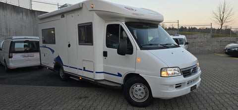 Nettoyage de véhicules pour camping-cars et fourgons aménagés jusqu'à 9 mètres / Nettoyage pour camping-cars / Ducato / Jumper / Boxer / Master / Transit