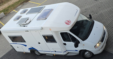 Nettoyage de véhicules pour camping-cars et fourgons aménagés jusqu'à 9 mètres / Nettoyage pour camping-cars / Ducato / Jumper / Boxer / Master / Transit