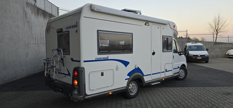 Nettoyage de véhicules pour camping-cars et fourgons aménagés jusqu'à 9 mètres / Nettoyage pour camping-cars / Ducato / Jumper / Boxer / Master / Transit