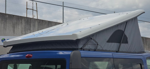 Toit relevable / toit relevable / toit relevable pour Renault Trafic / Nissan Primastar / OPEL Vivaro jusqu'à 2014 / Avant haut - Y compris installation / immatriculation / voiture de location