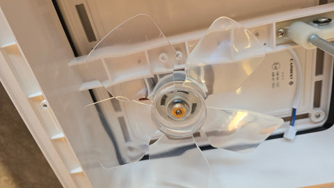 Dachfenster 12V mit Ventilator / Dachluke mit Lüfter / PowerVent Dachhauben - Blickdicht