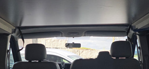 Toit relevable / toit relevable / toit relevable pour Renault Trafic / Nissan Primastar / OPEL Vivaro jusqu'à 2014 / Avant haut - Y compris installation / immatriculation / voiture de location