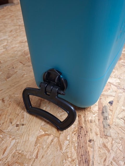 Wasserkanister / Wassertank / Tank / mobiler Tank mit Ausgiesserverschluss 15 Liter
