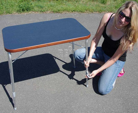 Système de table avec cadre de table pivotant pour Mercedes Vito long