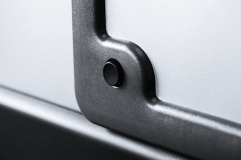 Bouton magnétique noir pour porte de service 3 de Thetford