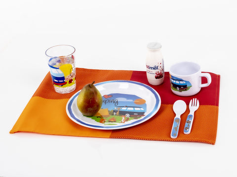 Ensemble de vaisselle pour enfants en mélamine Camp4 "WE LOVE CAMPING"