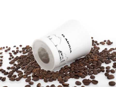 Tasses à poignée magnétique en porcelaine ADRIA "REISEMOBIL"