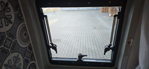 Montage von Einbaufenster