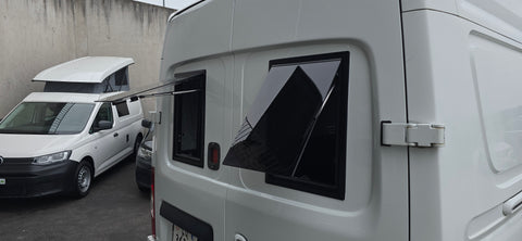 Carbest RW Style Ausstellfenster mit Belüftung - verschiedene Grössen verfügbar / Seitenfenster / Wohnmobilfenster /  Camperfenster