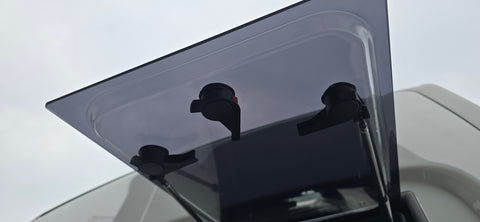 Carbest RW Style Ausstellfenster mit Belüftung - verschiedene Grössen verfügbar / Seitenfenster / Wohnmobilfenster /  Camperfenster