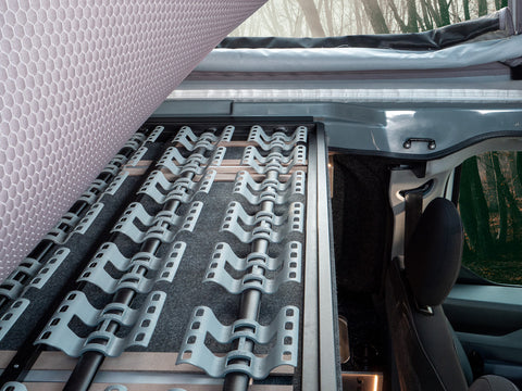 Schlafdachbett Ford Custom V710 - L1