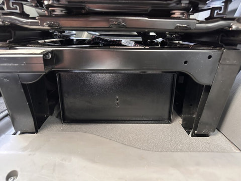 Base del sedile Mobil-Safe sicura per VW Grand California - portiera anteriore
