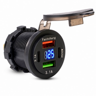 USB-Einbausteckdose 12/24 V – 4 Anschlüsse, PD 30 W und LED-Voltmeter