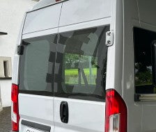 FIAT Ducato / Peugeot Boxer / Citroen Jumper / Toyota Proace/ OPEL Movano / RAM 3500 mit Flügeltüren - Sonnenschutz / Abdeckung / Thermomatte / Isolationsmatte / Innenisolierung - Set 2-teilig alle Radstände ab 2015