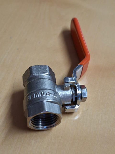 Kugelhahn 1/2" Innengewinde – Messing vernickelt mit rotem Hebelgriff