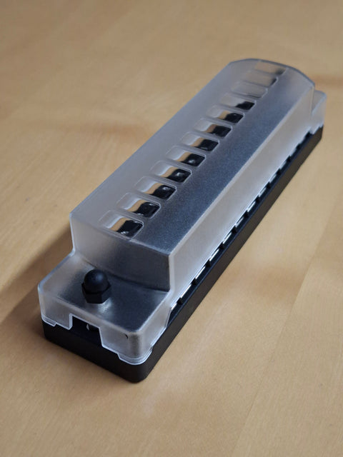 Kfz-Flachsicherungsleiste 12-fach – 32 V DC, 20 A je Sicherung, Schraubanschlüsse