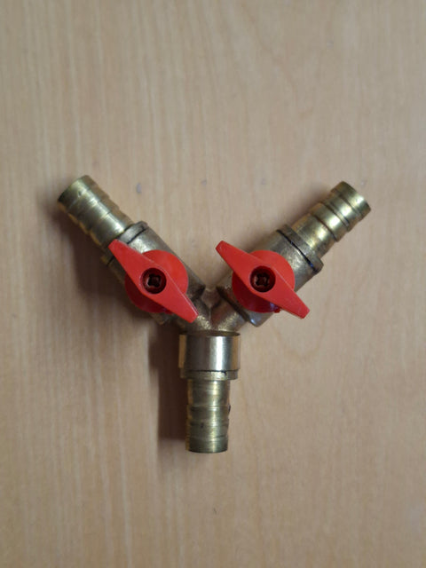 Y-Schlauchverteiler 10 mm mit 2 Absperrhähnen – 3-Wege-Schlauchverbinder