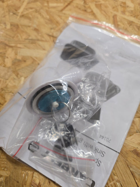 Waschbecken / Lavabo / Spülbecken / Spüle / Brünneli - Edelstahl, mit Glasabdeckung, Carbest