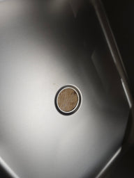 Waschbecken / Lavabo / Spülbecken / Spüle / Brünneli - Edelstahl, mit Glasabdeckung