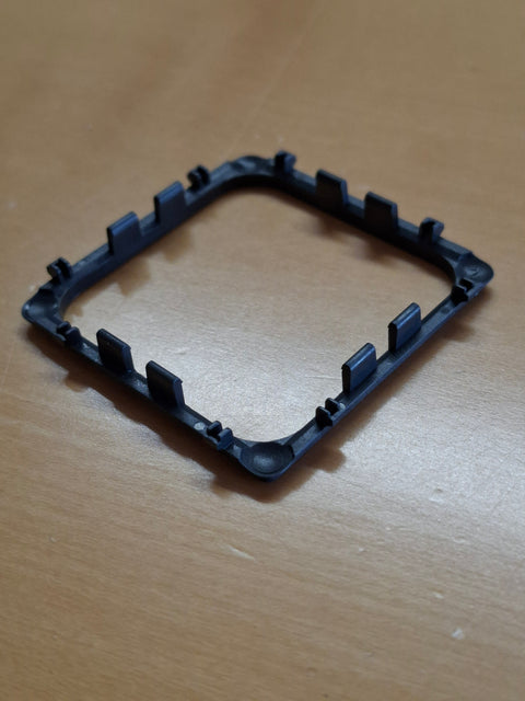 Sous-châssis gris ardoise pour prise USB ou standard 12V
