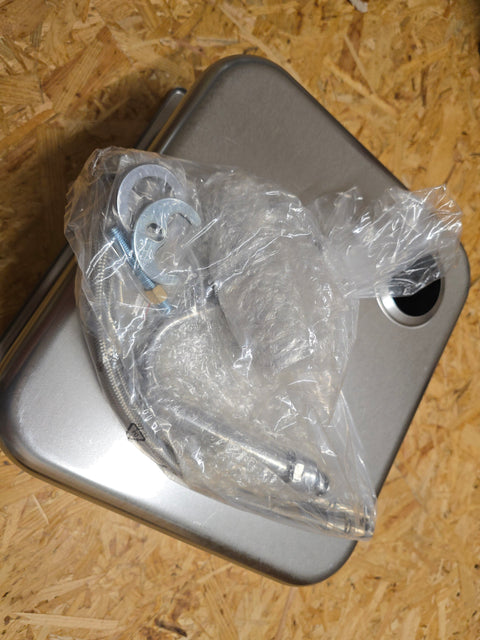 Waschbecken / Lavabo / Spülbecken / Spüle / Brünneli - mit Glasabdeckung