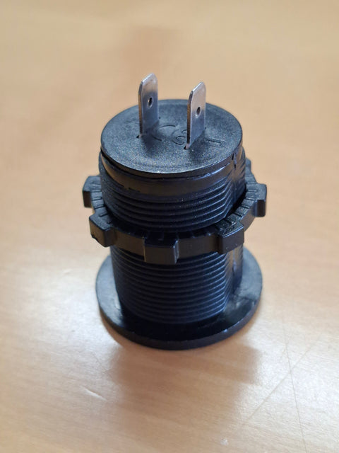 Digitales Voltmeter 6–28 V – Spannungsanzeige für 12-V- und 24-V-Bordnetze