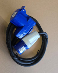 Cavo adattatore CEE Carbest 1,5 m – spina CEE su giunto angolare CEE con presa Schuko