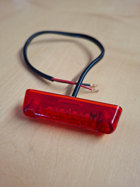 Jokon PL 24-2 LED-Begrenzungsleuchte rot – 12 V, 0,5 W, IP67