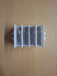 Verteilerleiste 4 × 5 für 12-V-Elektroverteilung – 6,3 mm AMP-Anschlüsse