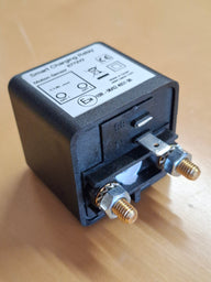 Batterie-Trennrelais E772V2 – 12 V , 120 A, kurzzeitig 180 A