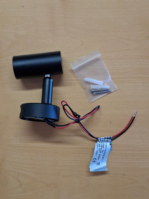 LED-Spot Minitube D4 mit USB – 12 V, 90 lm, Schwarz matt