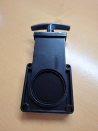Valvola a saracinesca 1 1/2" – plastica nera con guarnizioni e viti di fissaggio