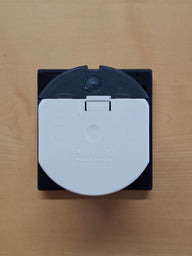 Fiche d'alimentation CEE Pro Plus – 16 A, 230 V, anthracite, avec couvercle à charnière et boîtier de protection