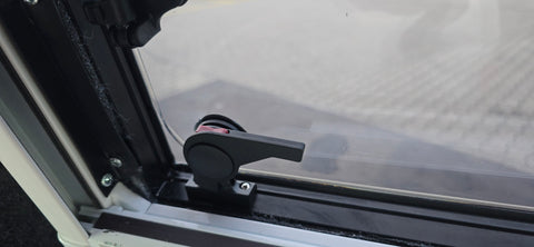Carbest RW Style Ausstellfenster mit Belüftung - verschiedene Grössen verfügbar / Seitenfenster / Wohnmobilfenster /  Camperfenster