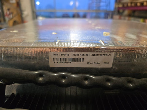 Frigorifero ad assorbimento Thetford N4142E+ - 230 V, 12 V, gas, cerniere porta destra/sinistra