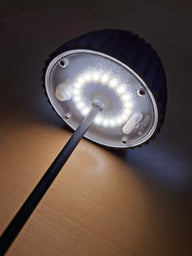 LED-Tischlampe mit Touch-Dimmer und Akku – USB-C, IP44
