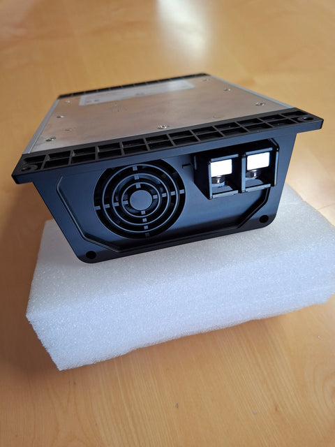 Dometic PerfectPower DCC 1212-20 – 12 V , 12 V, 20 A Ladewandler – Ausstellungsstück