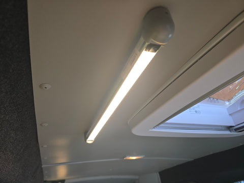 Carbest LED-Lienienleuchte 470mm