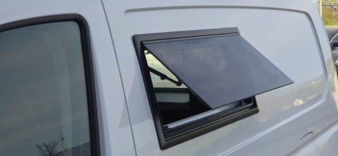 Carbest RW Style Ausstellfenster mit Belüftung - verschiedene Grössen verfügbar / Seitenfenster / Wohnmobilfenster /  Camperfenster