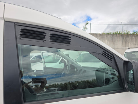 Griglia di ventilazione Nissan NV200
