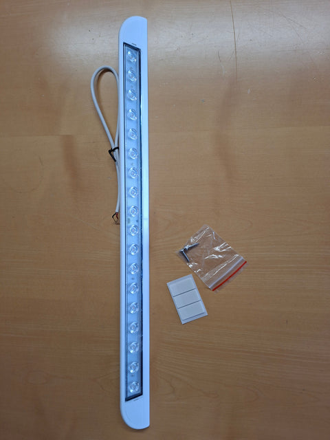 Carbest LED-Vorzeltleuchte für Wohnmobile – 12,24 V, 4 W, 388 lm, IP67
