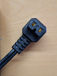 Adapterkabel für Kühlboxen – 100–240 V AC auf 12 V DC