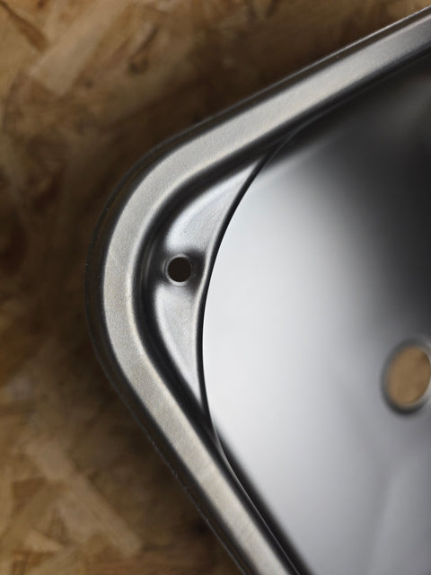 Waschbecken / Lavabo / Spülbecken / Spüle / Brünneli - Edelstahl, mit Glasabdeckung
