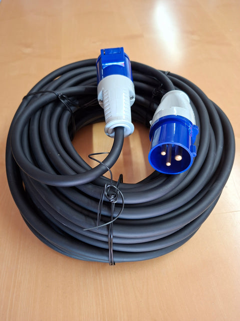 Carbest CEE-Verlängerungskabel 25 m – H07RN-F 3G2,5 mm², 230 V , 16 A, IP44, inklusive Tragetasche