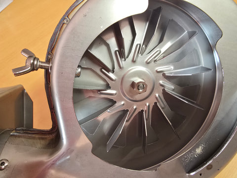 Ventilateur de rechange avec boîtier pour toilettes à incinération Cinderella Travel – compatible avec l'art. n° 66370