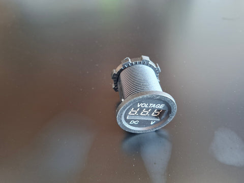 12V/24V Voltmeter Stromanzeige