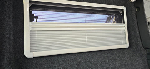Verdunkelungssystem mit Innenrahmen für Carbest Fenster RW Style / Storen / Verdunklung / Insektenschutz für Wohnmobilfenster