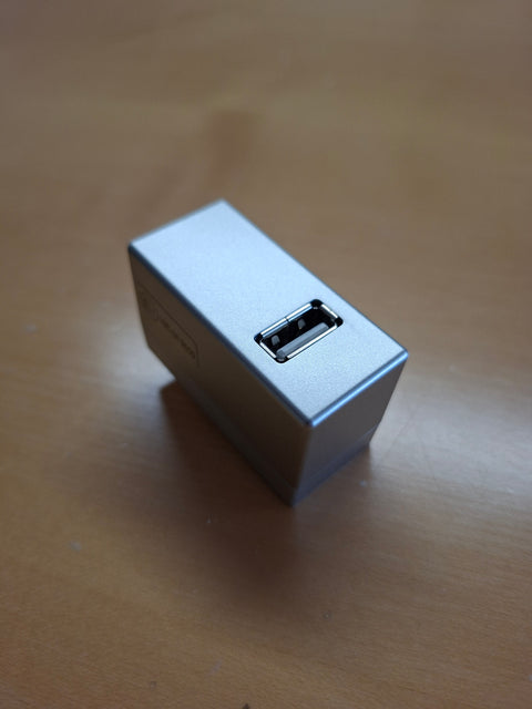 Adaptateur de charge USB Dometic 2A pour 83423 